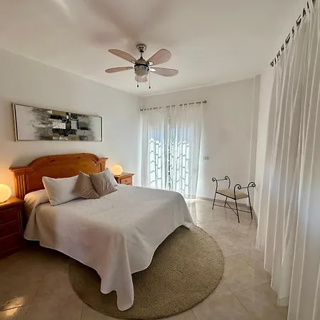 Semesterbostad Casa Alba Arico