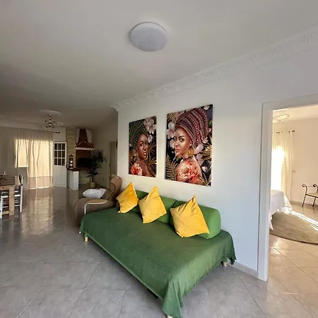 Vakantiehuis Casa Alba Arico
